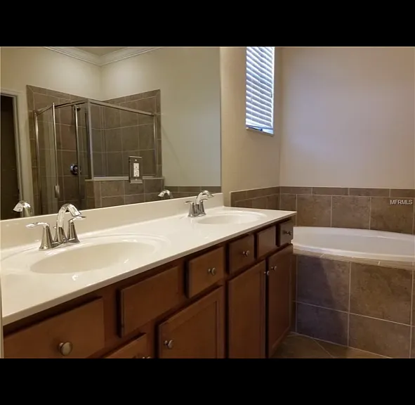 12685 Canavese Ln — Photo 24