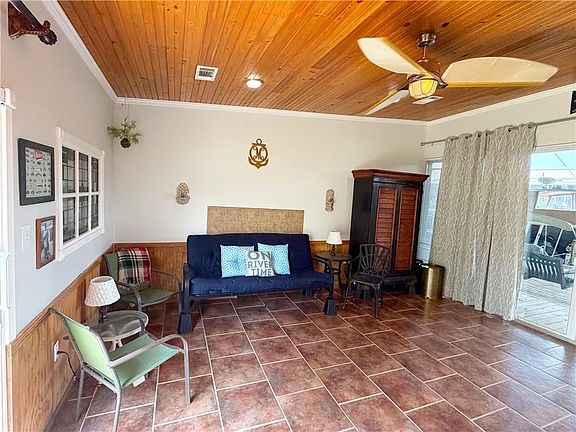 3rd image of 32875 Rivergate Cir APT 62