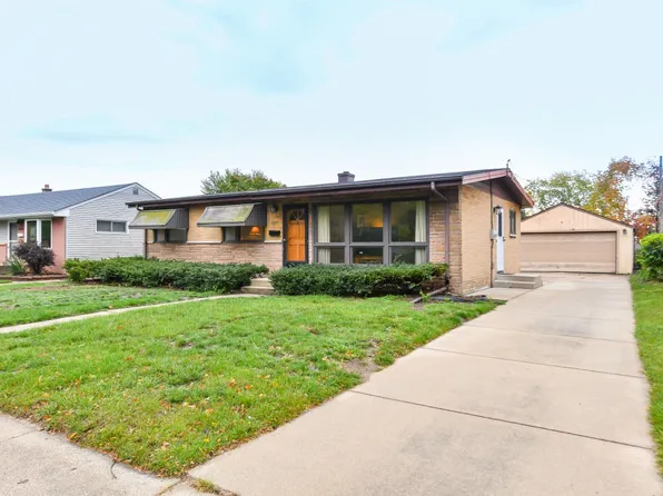 6371 West Kinnickinnic River PARKWAY, Milwaukee, WI 53219