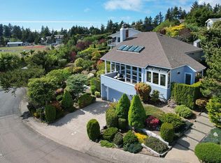 238 SE View Dr, Newport, OR 97365