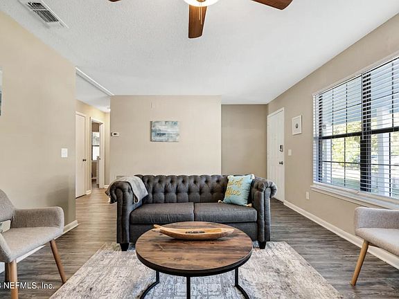4th image of 10 DRUM Place