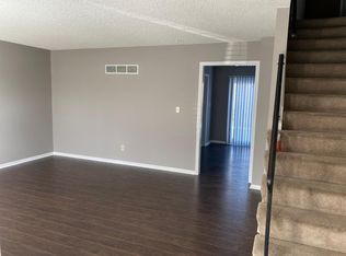 110 Hawthorne Ct APT B, Belton, MO 64012