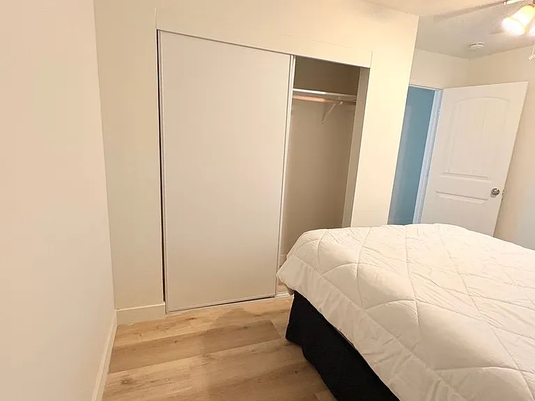 4931 Auburn Dr — Photo 12