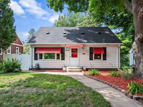 3007 York Ave N, Robbinsdale, MN 55422