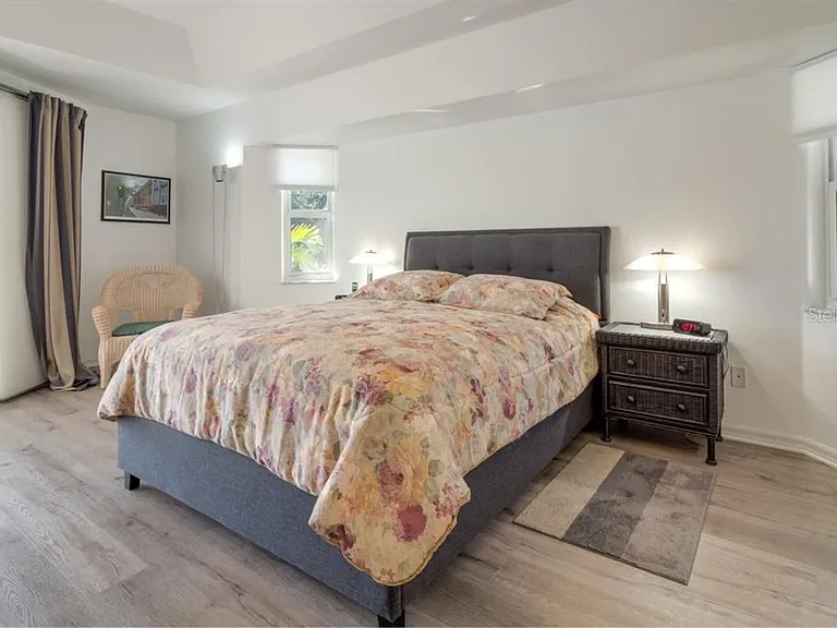 26 Long Meadow Ln — Photo 17