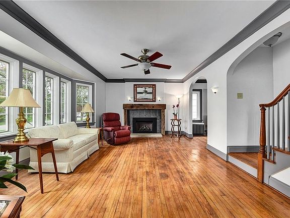 2nd image of 19314 Battersea Blvd