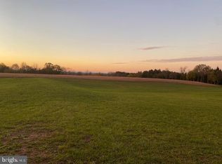 Irishtown Rd, New Oxford, PA 17350