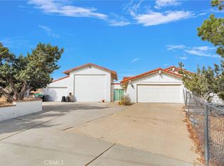8770 Sky Line Dr, Pinon Hills, CA 92372