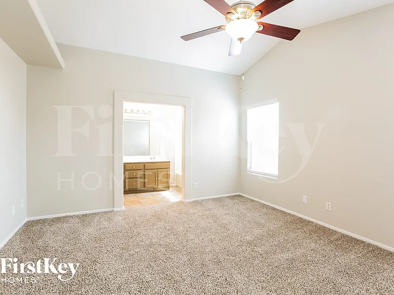 8905 Ballad Ave — Photo 9