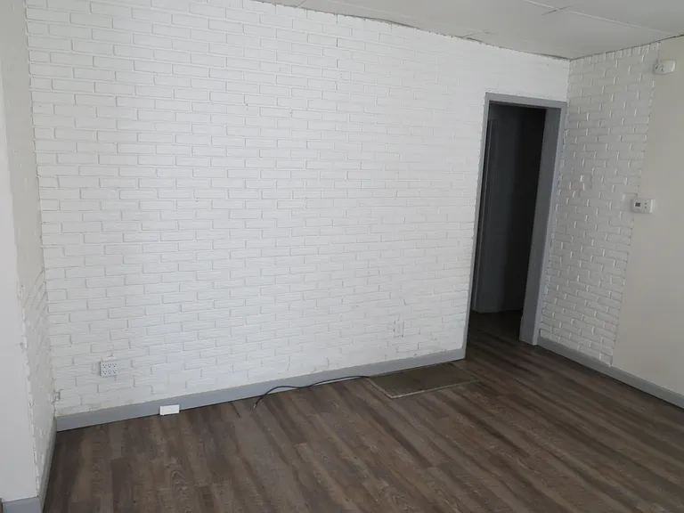 1423-25 Atkins St #1 — Photo 9