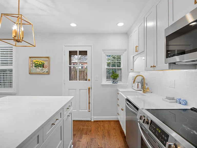 3203 S Stafford St — Photo 9