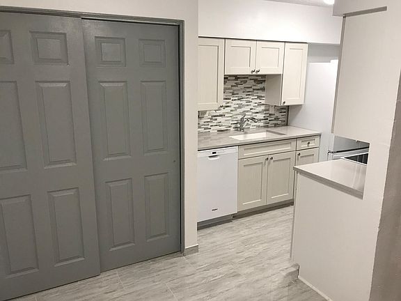5th image of 4531 S Lowell Blvd APT D