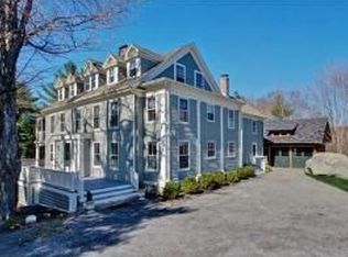 18 Prospect St, Sherborn, MA 01770