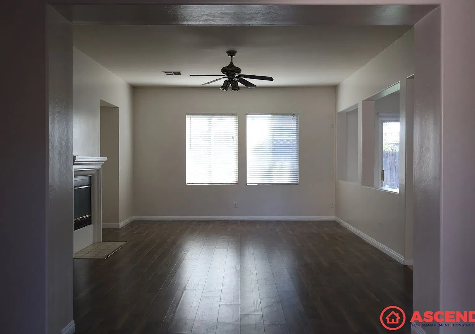 Move In Special $500 Off First Months Rent! Spacious 4 Bed, 3 Bath Home In Northwest Bakersfield ... — Photo 3