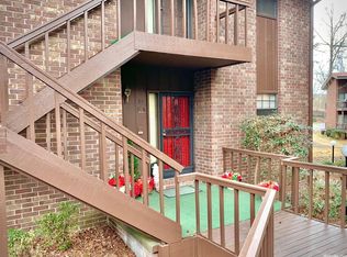 2315 Lakeshore Dr, Hot Springs, AR 71913