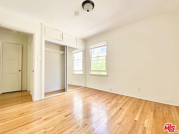 5th image of 2023 Cheremoya Ave #1/2