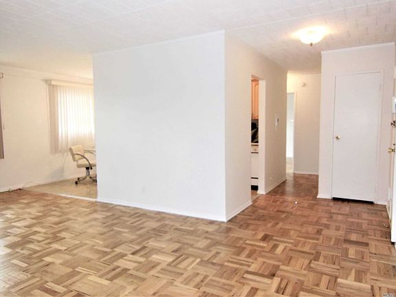4th image of 125 Main St APT 2Q