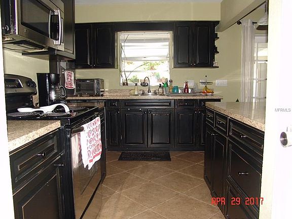 4th image of 1103 Jessica Ave