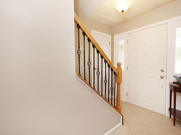 3rd image of 12156 Elkwood Dr
