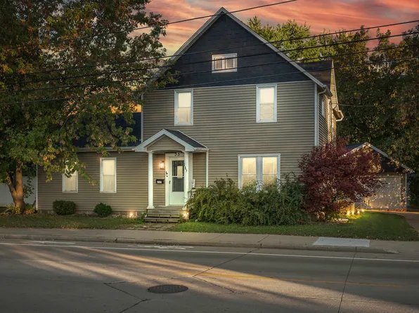 357 Ahnaip St, Menasha, WI 54952