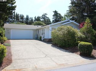 425 Sherwood Loop, Florence, OR 97439