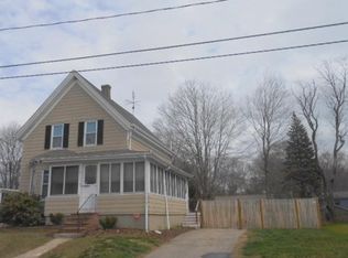 38 Lewiston St, Brockton, MA 02302