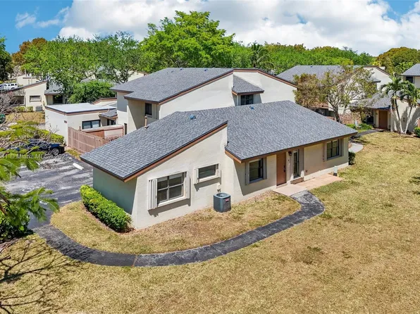 11514 SW 109th Rd #37Z, Miami, FL 33176