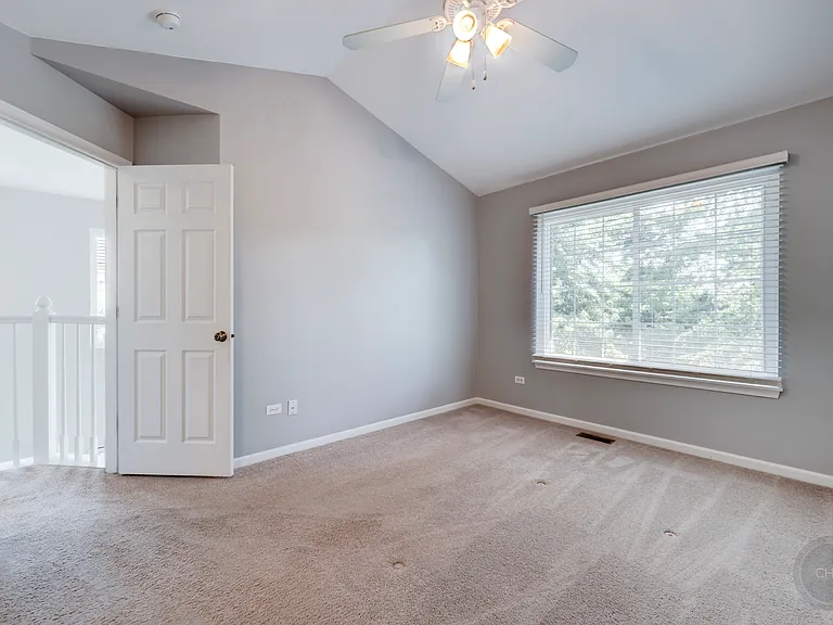 2835 White Thorn Cir — Photo 17