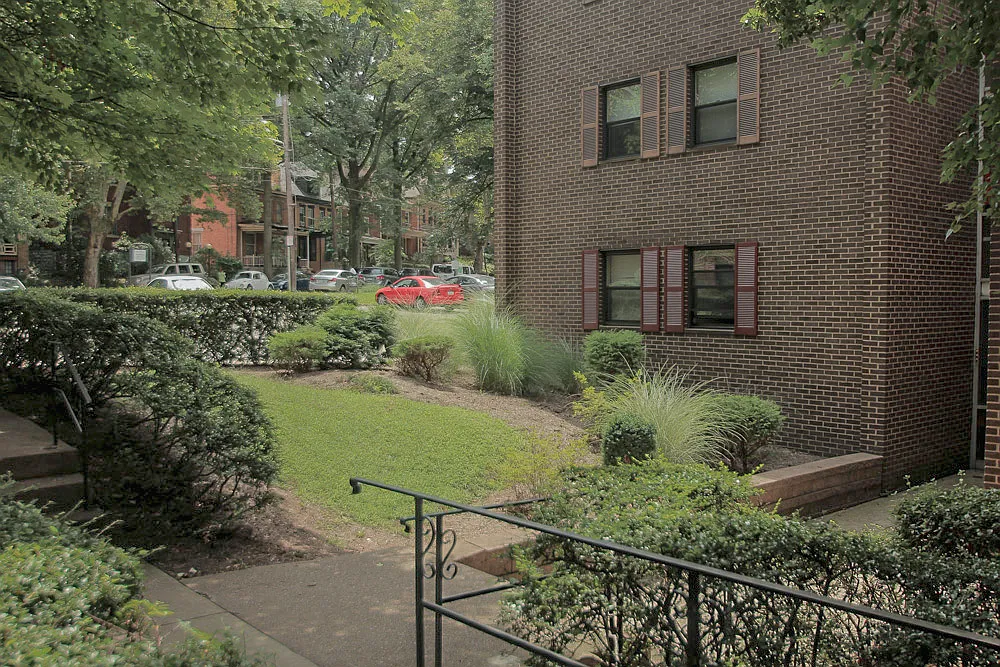Village Square — Photo 3