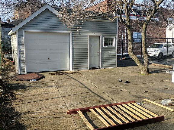 4th image of 134-08 Francis Lewis Blvd