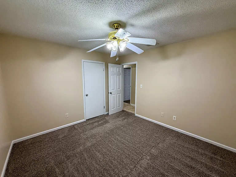7724 Rustling Pines Dr — Photo 11