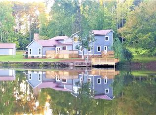 209 Strickland Pond Rd, Newnan, GA 30263