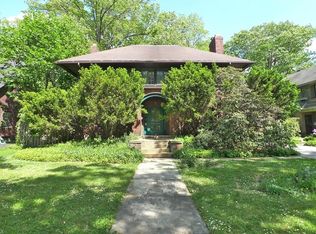 2075 Lamberton Rd, Cleveland Heights, OH 44118