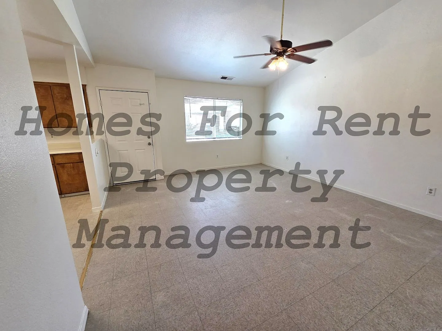 1719 W. Putnam Ave — Photo 1