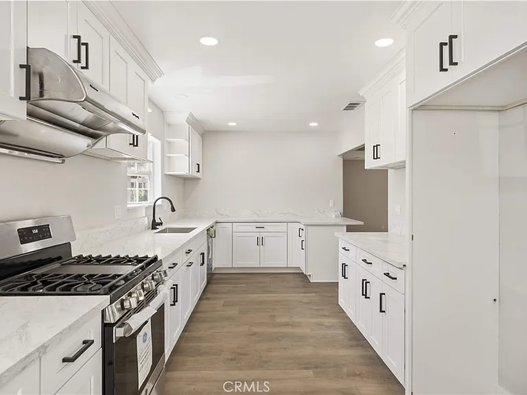 350 E Juanita Ave — Photo 4