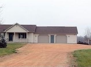 2652 Lake View Dr, Junction City, WI 54443