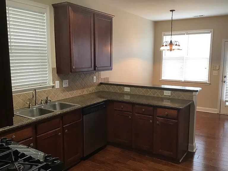 15521 Crossing Gate Dr — Photo 3