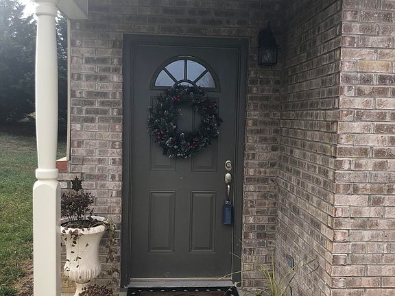 2nd image of 1168 Suncrest Dr #106