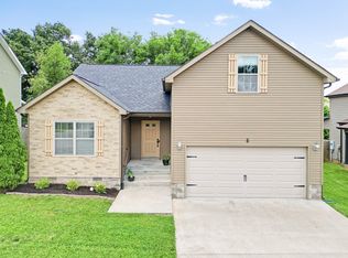 408 Leslie Wood Dr, Clarksville, TN 37040