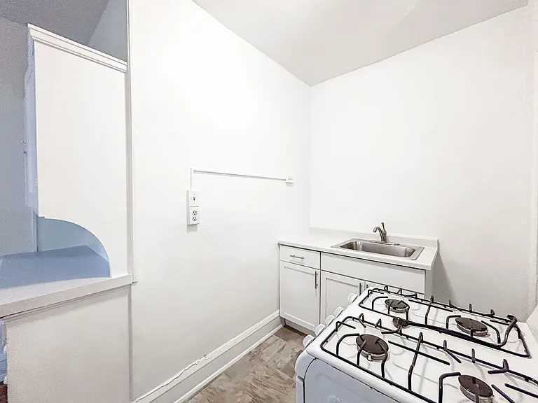 2222 Harriet Ave S — Photo 16