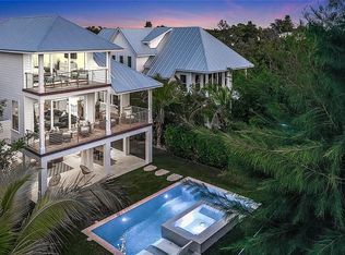 6925 Longboat Dr S, Longboat Key, FL 34228
