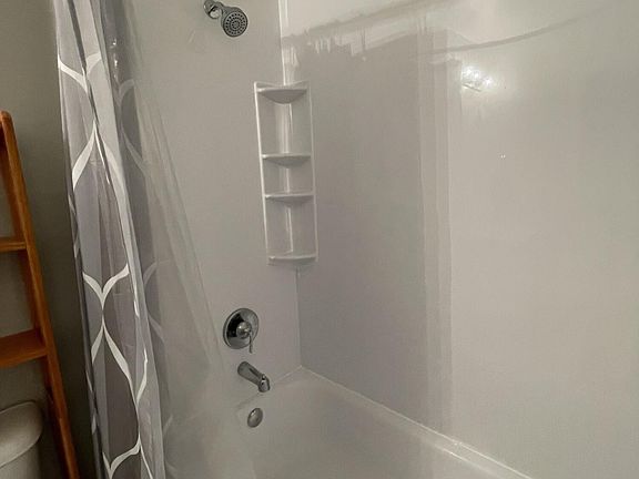 5th image of 3950 Cherokee Woods Way APT 210