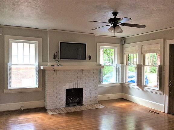 2112 Lombardy - Front Room2_08272019