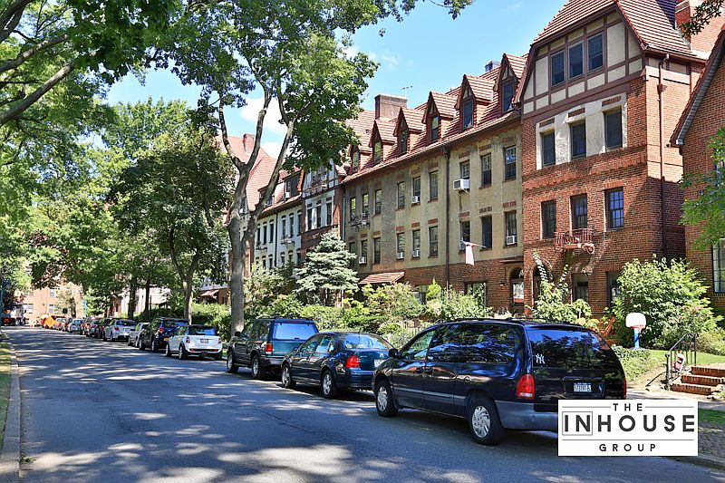 1st image of 150 Burns St APT 4G