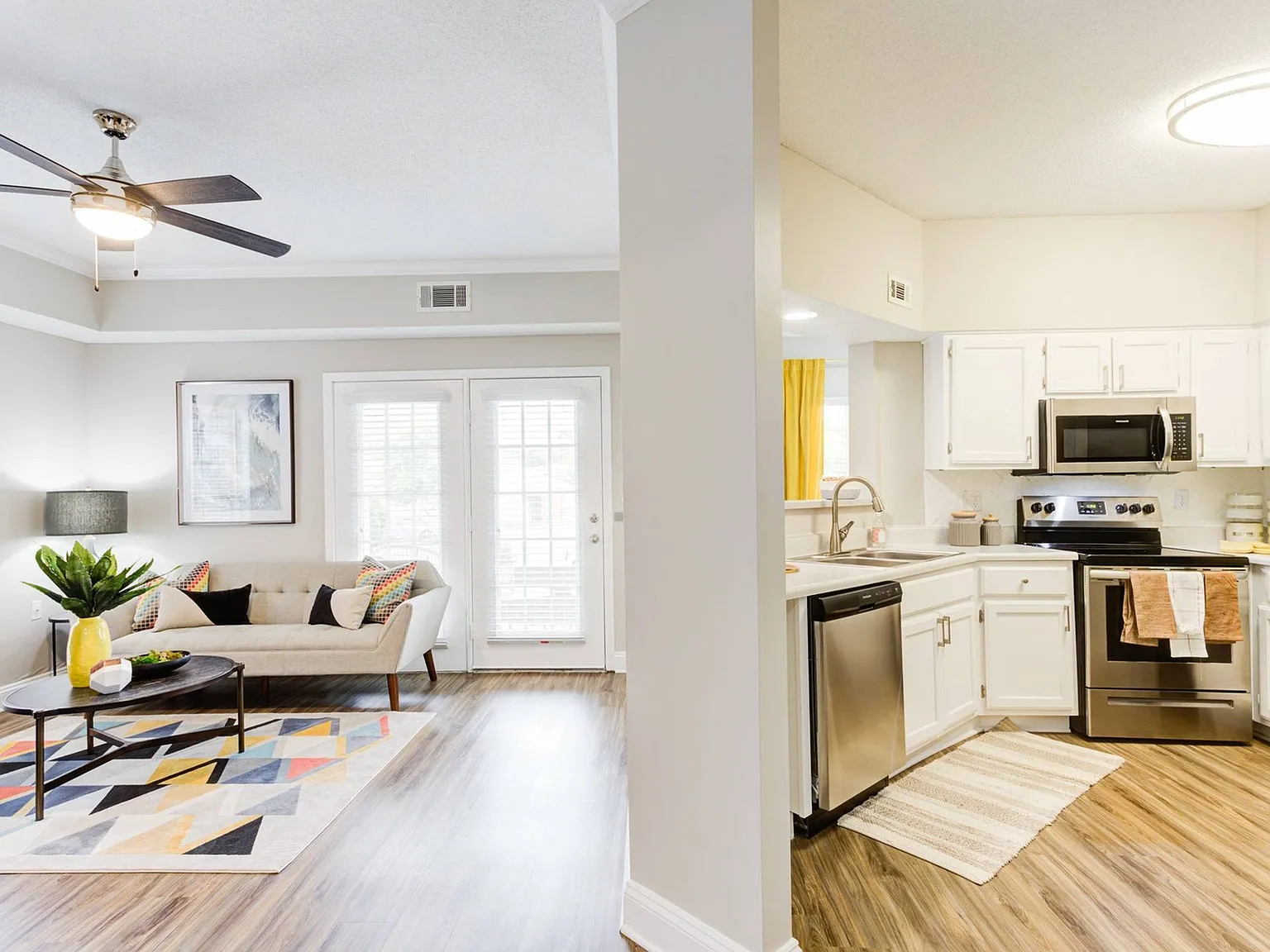 Walnut Hill Apartments — Photo 2
