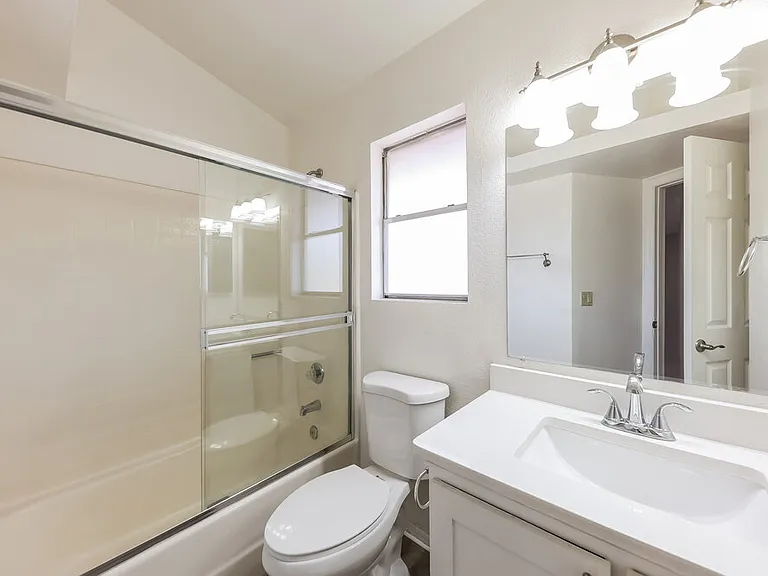 5719 W Michigan Ave — Photo 16