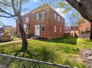 3724 Mark Dr, Alexandria, VA 22305