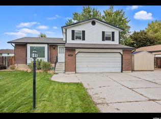 10084 S Kimsbrough Rd, Sandy, UT 84092