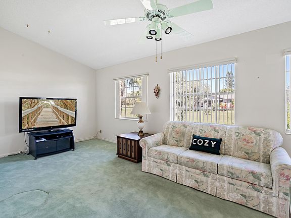 5th image of 3353 Justin Cir