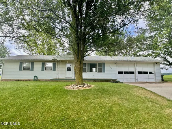 205 Hane Dr, Pioneer, OH 43554